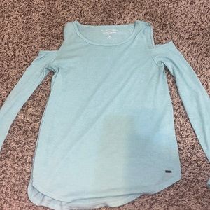 Super cute off the shoulder long sleeve hollister